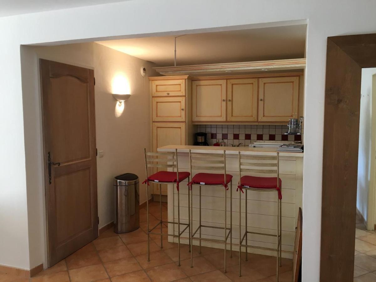 Sainte-Maxime - 3 Bedroom Apartment, Air Conditioned, Outdoor Terrace, Swimming Pool Esterno foto