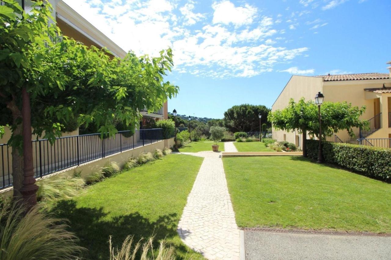 Sainte-Maxime - 3 Bedroom Apartment, Air Conditioned, Outdoor Terrace, Swimming Pool Esterno foto