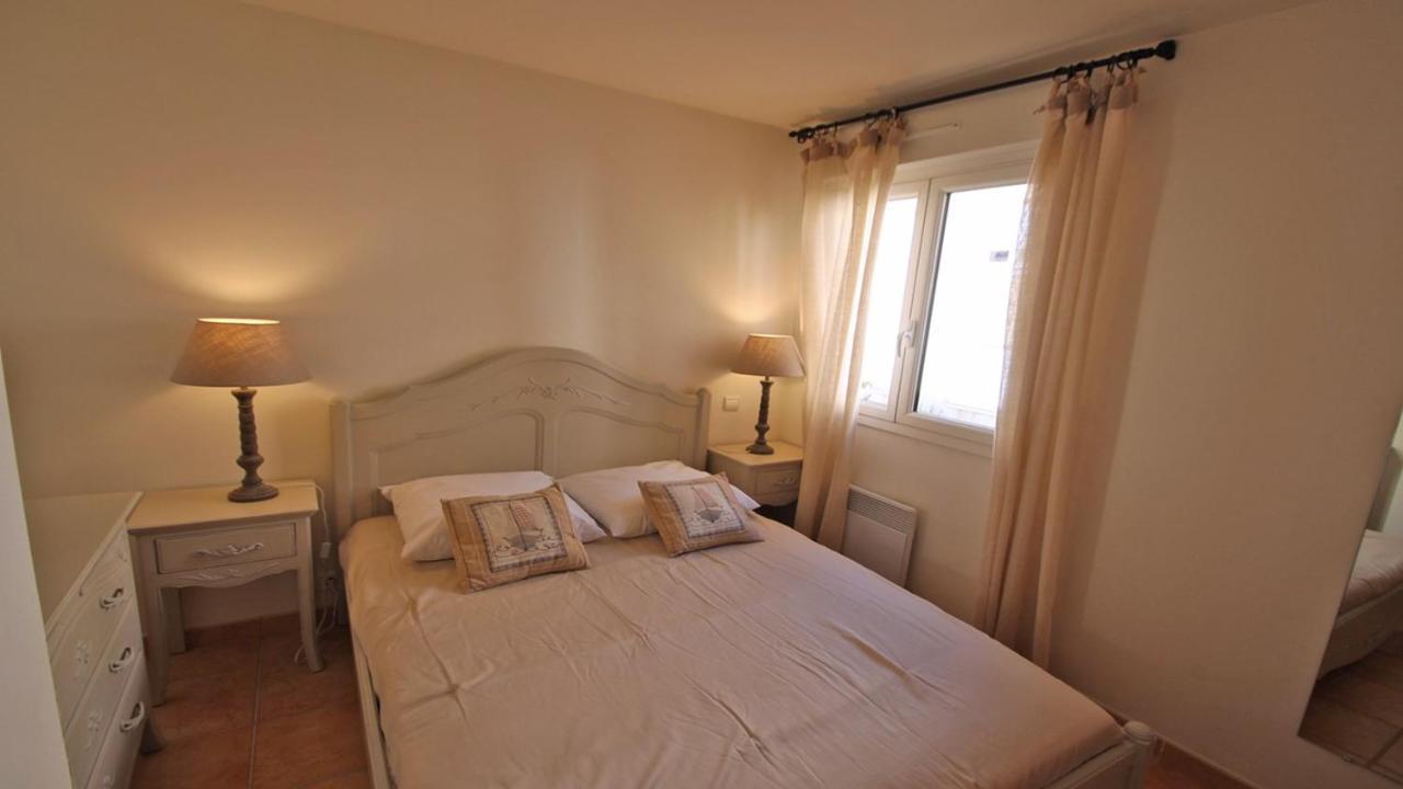 Sainte-Maxime - 3 Bedroom Apartment, Air Conditioned, Outdoor Terrace, Swimming Pool Esterno foto