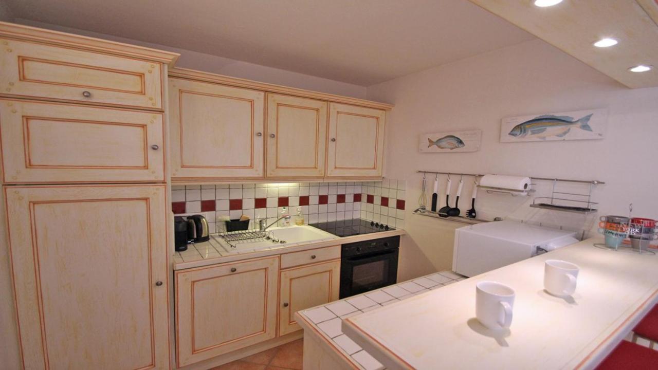 Sainte-Maxime - 3 Bedroom Apartment, Air Conditioned, Outdoor Terrace, Swimming Pool Esterno foto
