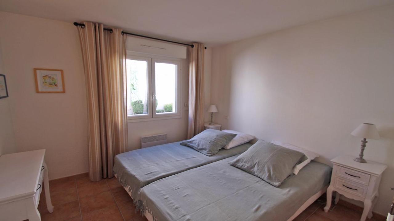 Sainte-Maxime - 3 Bedroom Apartment, Air Conditioned, Outdoor Terrace, Swimming Pool Esterno foto